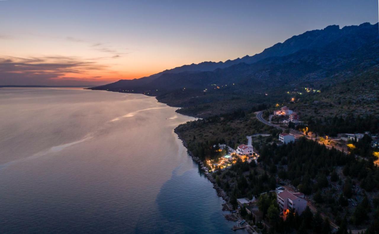 Maria Apartments Starigrad Paklenica Esterno foto
