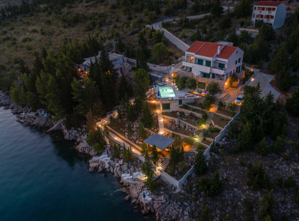 Maria Apartments Starigrad Paklenica Esterno foto