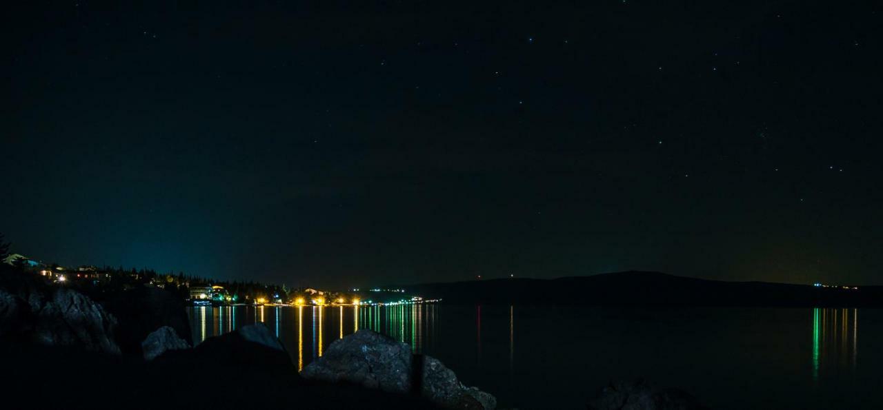 Maria Apartments Starigrad Paklenica Esterno foto